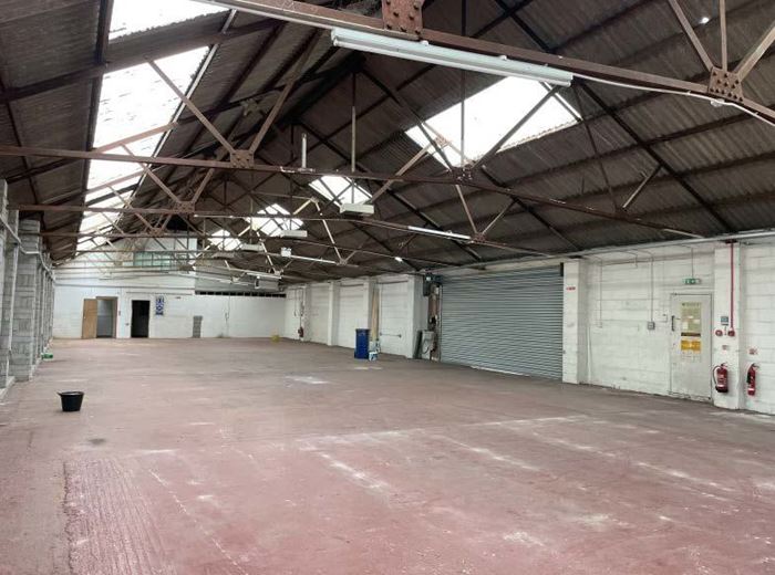 7,545 Sq Ft , 22 Coombend BA3 - Under Offer