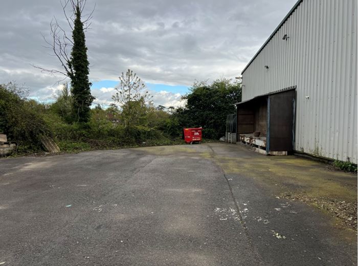 10,325 Sq Ft , Unit 4, Handlemaker Road BA11 - Available