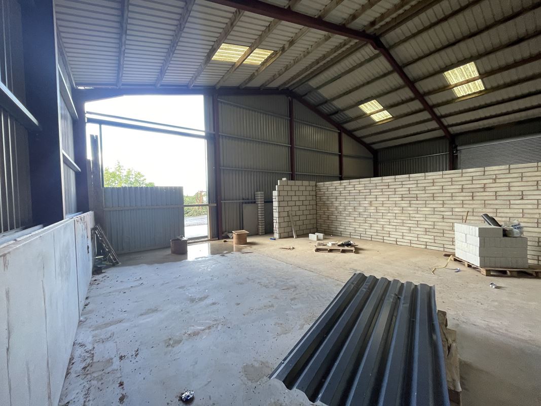 886 Sq Ft , Unit 3b Grange Farm Business Park, Nynehead TA21 - Under Offer