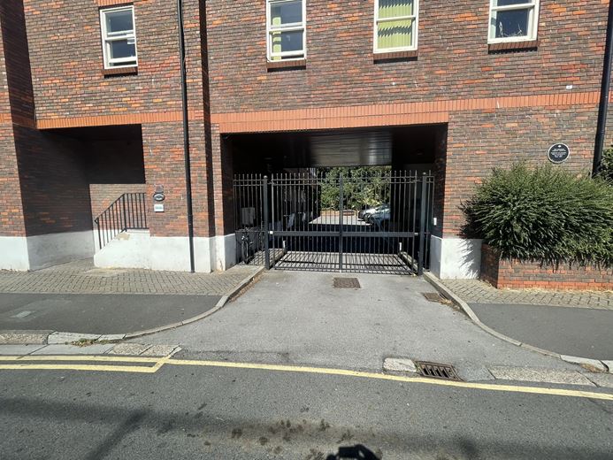 467 Sq Ft , 4 Chartfield House, Castle Street TA1 - Available