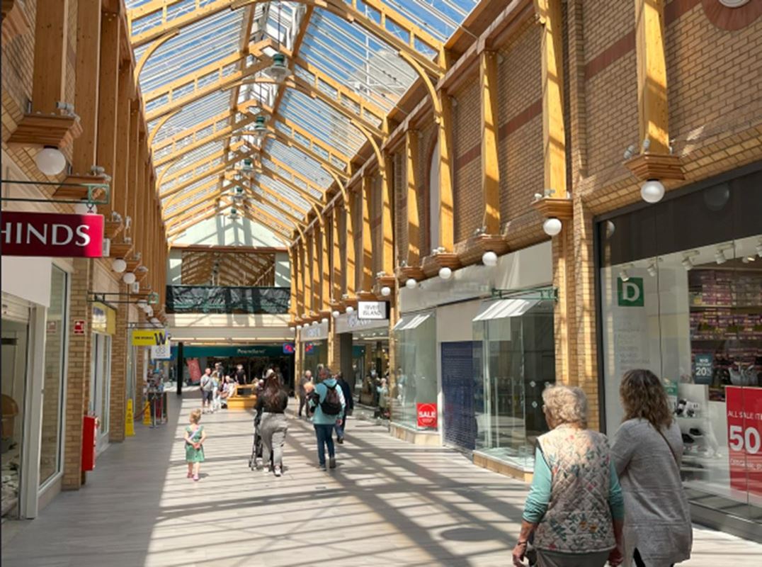 4,106 Sq Ft , Unit 9, Green Lanes Shopping Centre EX31 - Available