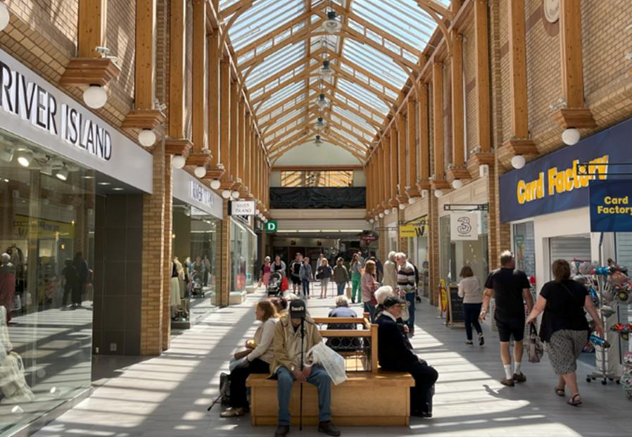 44 Sq Ft , Unit K13 Green Lanes Shopping Centre EX31 - Available