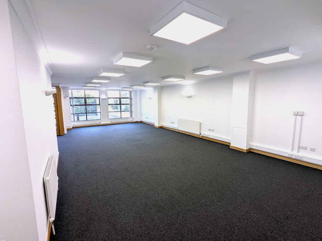 1,242 Sq Ft , 50 Cambridge Place CB2 - Available