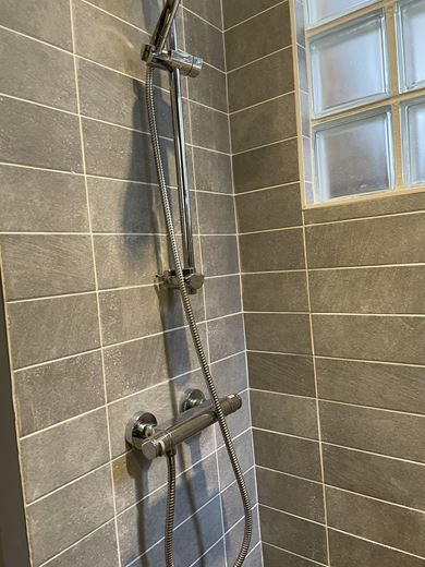 953 Sq Ft , 1B Ambra Vale BS8 - Sold STC