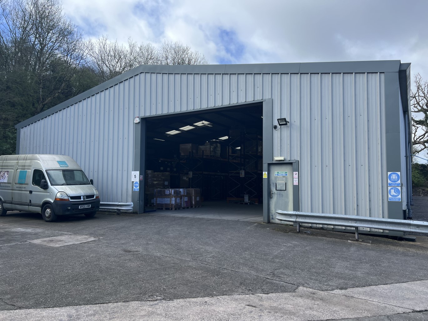 4,131 Sq Ft , Unit 4, Wells Road BA6 - Available