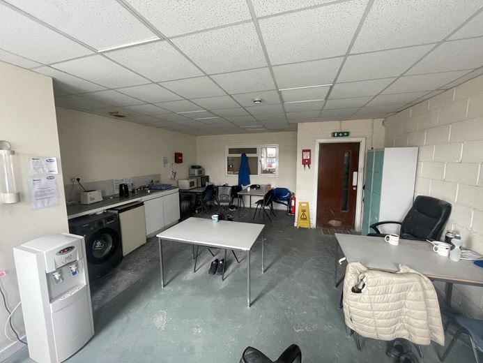 20,623 Sq Ft , Unit 6, Brue Way TA9 - Available