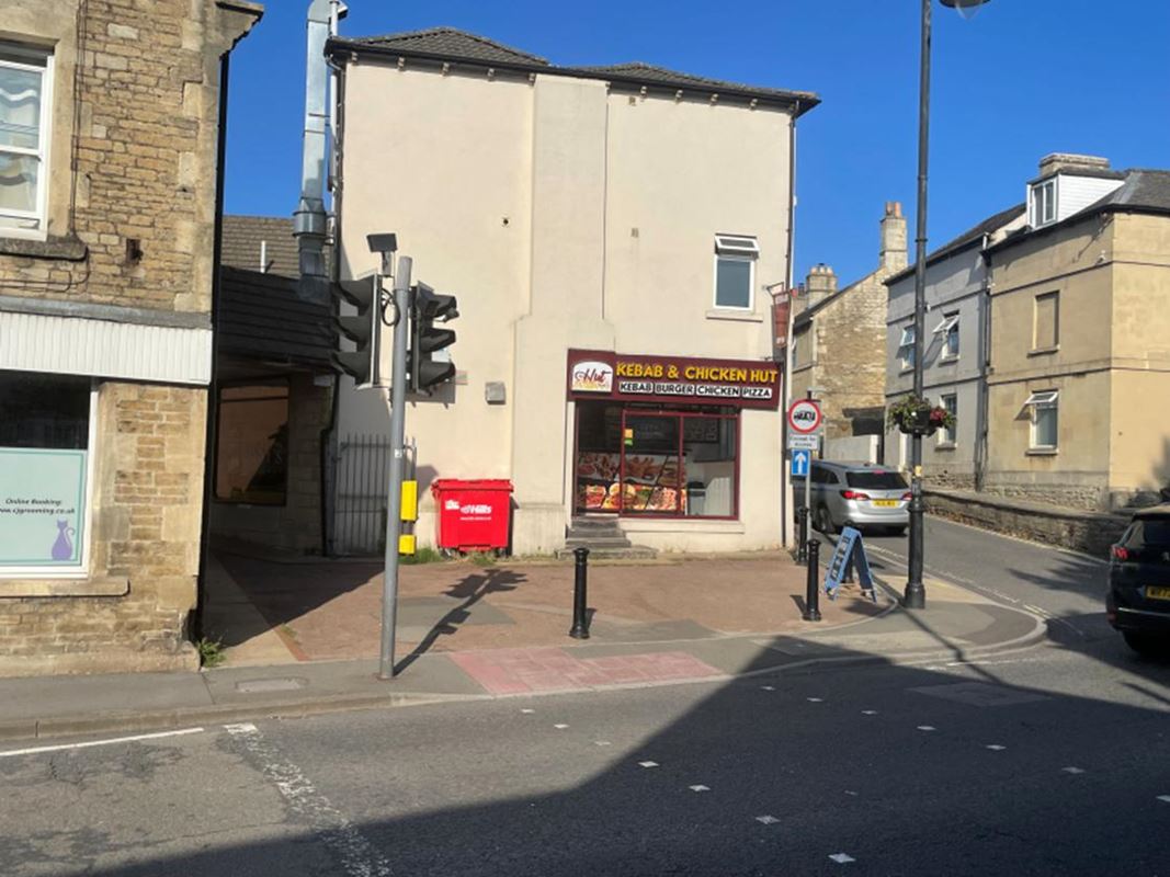 485 Sq Ft , Ground Floor Shop, 54 Union Street SN12 - Sold STC