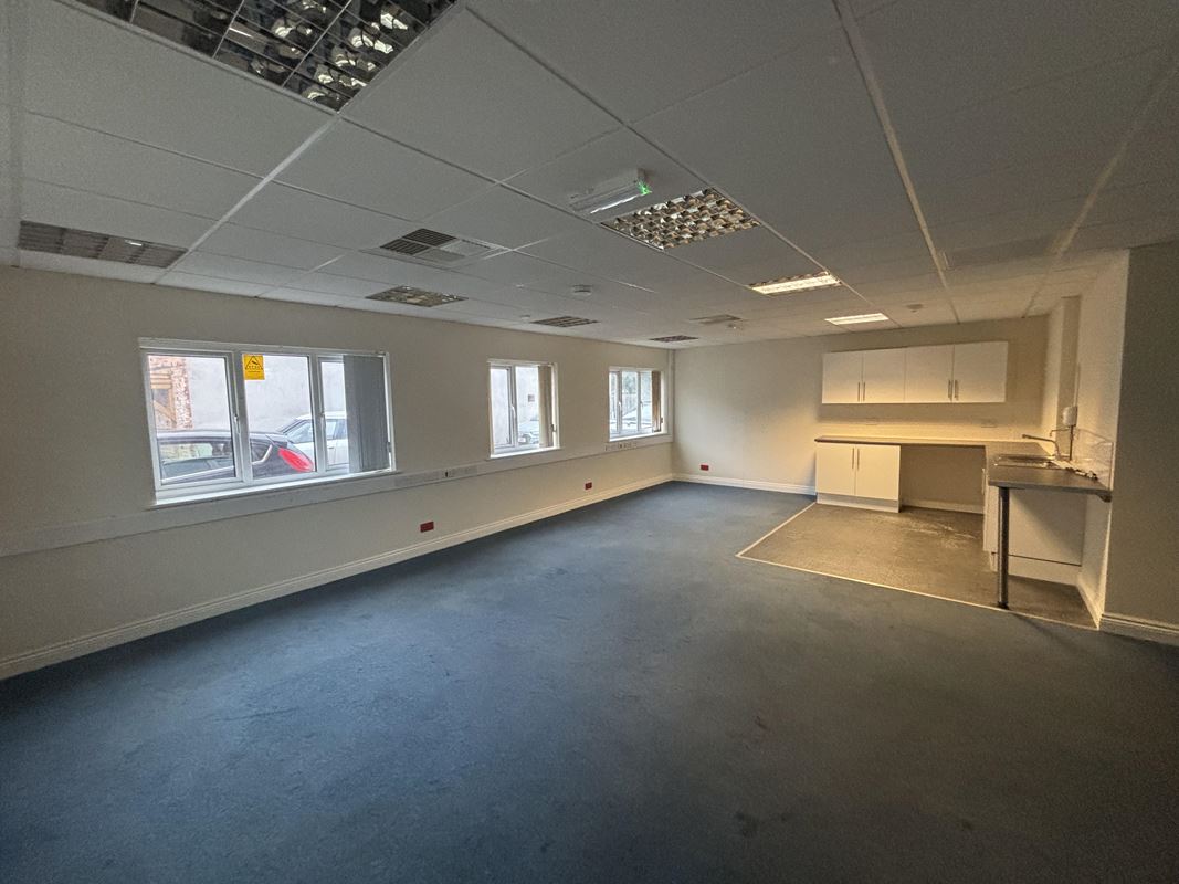 736 Sq Ft , St. Johns House, Castle Street TA1 - Available