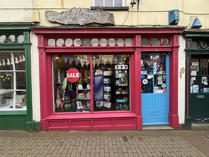  , 4 Bath Place TA1 - Under Offer