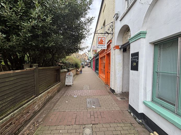  , 4 Bath Place TA1 - Under Offer