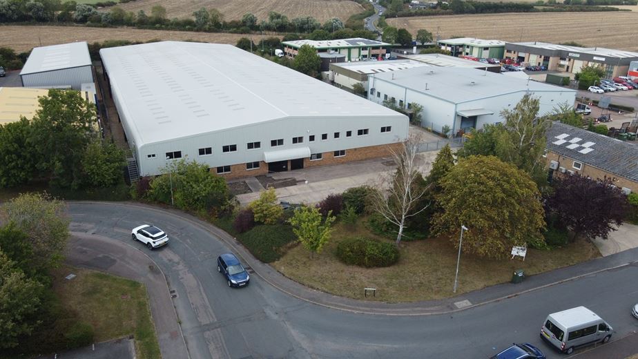 44,684 Sq Ft , 41 Edison Road PE27 - Available