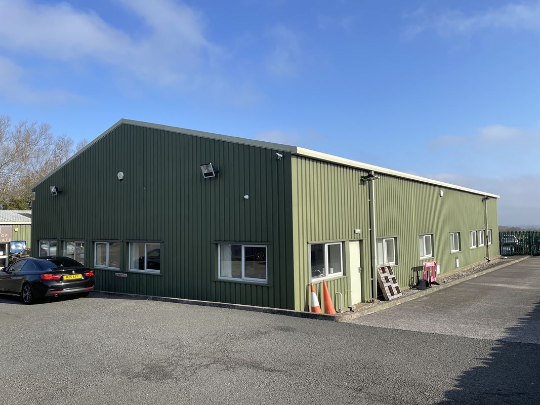 5,934 Sq Ft , Unit 4 Saltergate Business Park, Burley Bank Road  HG3 - Available