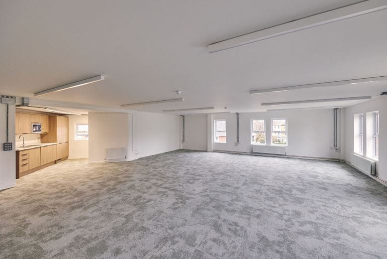 1,748 Sq Ft , First Floor 1-5 Buckingham Street OX1 - Available