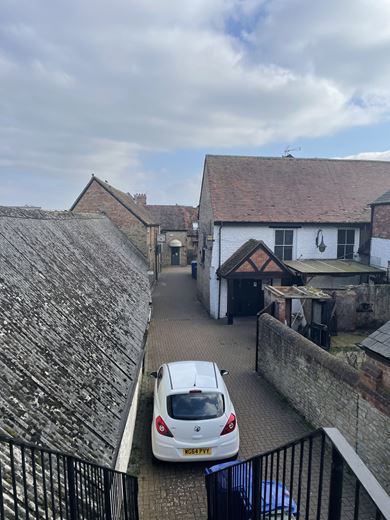 3,129 Sq Ft , 26 Sheep Street OX26 - Sold STC