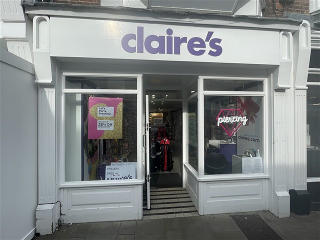 540 Sq Ft , 130 High Street SO23 - Available