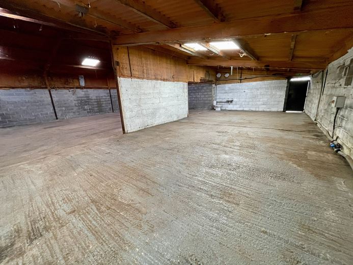 2,150 Sq Ft , Meadowfields Unit, HG4 - Available