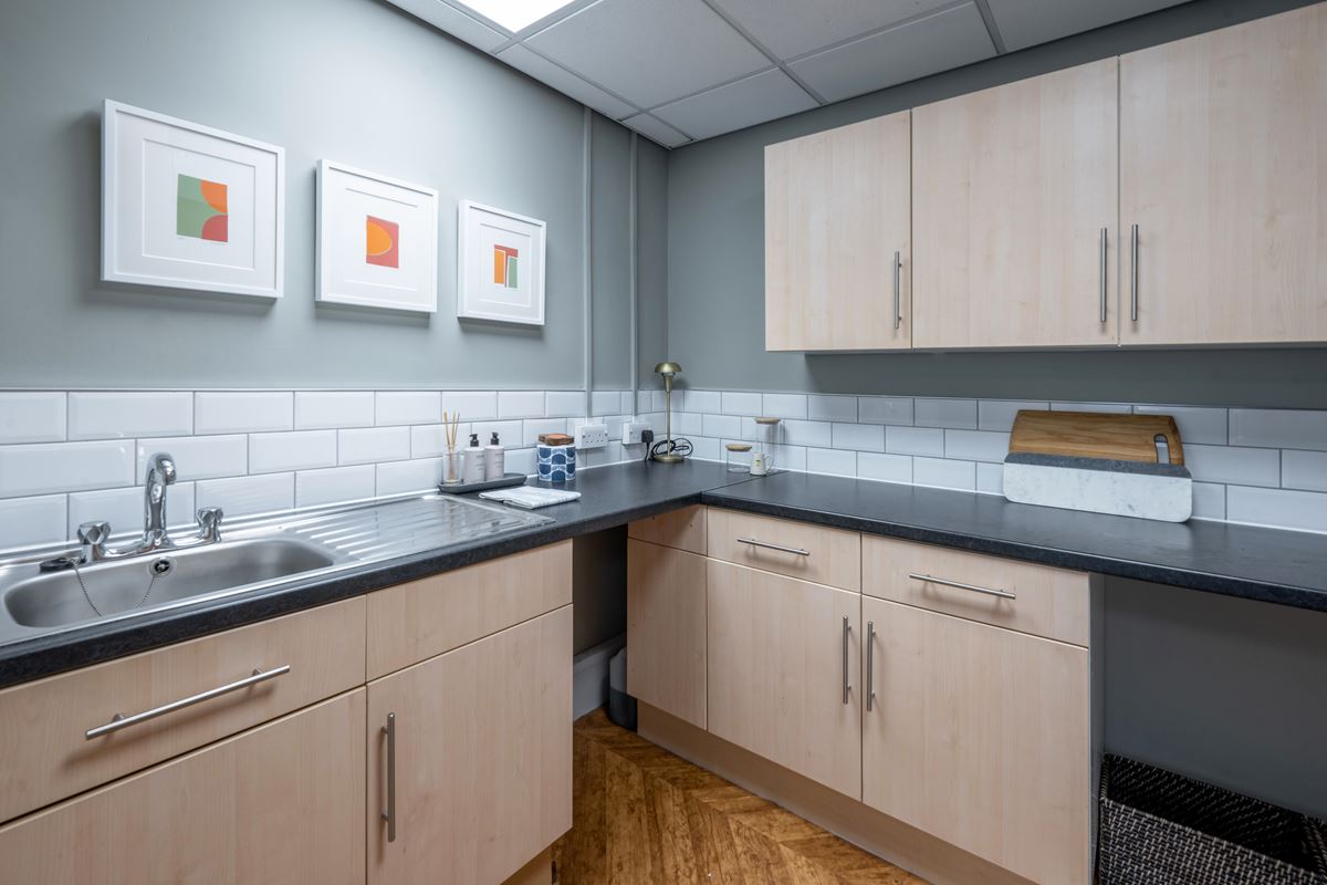 947 Sq Ft , 3rd Floor The Exchange, Station Parade HG1 - Available