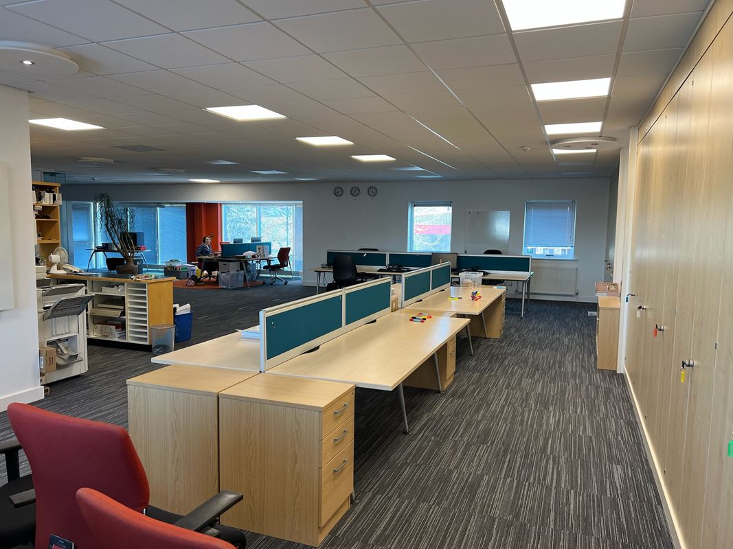 3,939 Sq Ft , Cardale Park HG3 - Sold STC