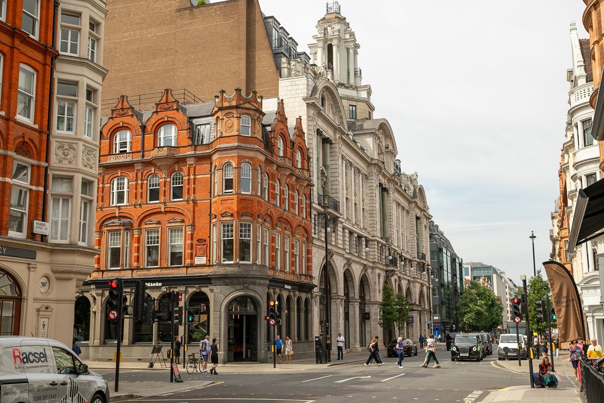 2,513 Sq Ft , 11 - 15, Wigmore Street W1U - Available