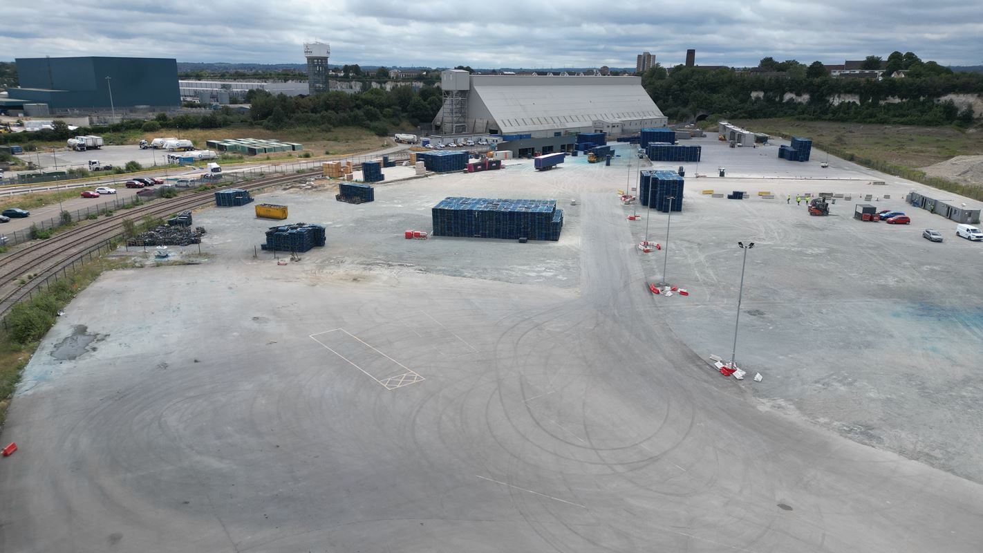 9 acres , Northfleet DA11 - Available