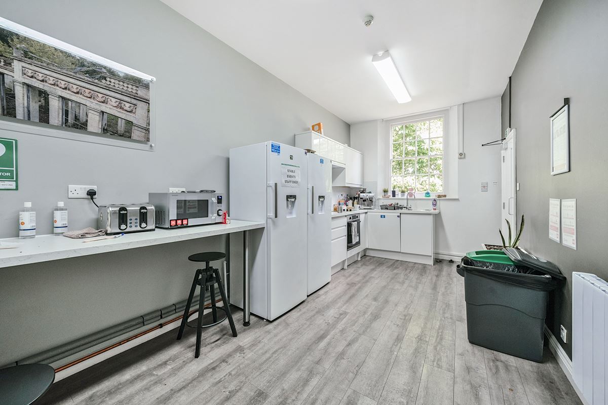 1,023 Sq Ft , Unit 2 The Stables SG14 - Available