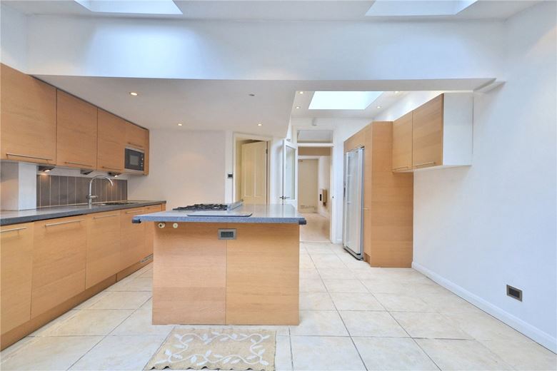 4 bedroom house, Cross Street, London SW13