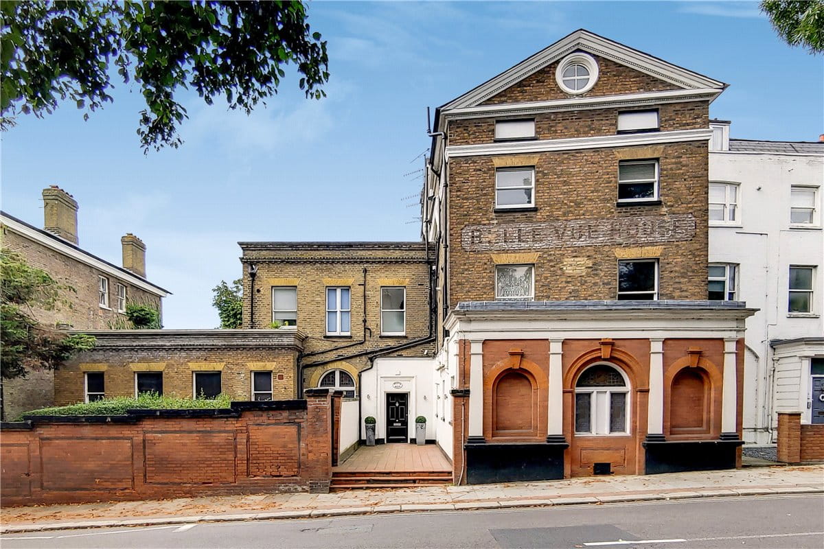 2 bedroom , Petersham Road, Richmond TW10 - Available