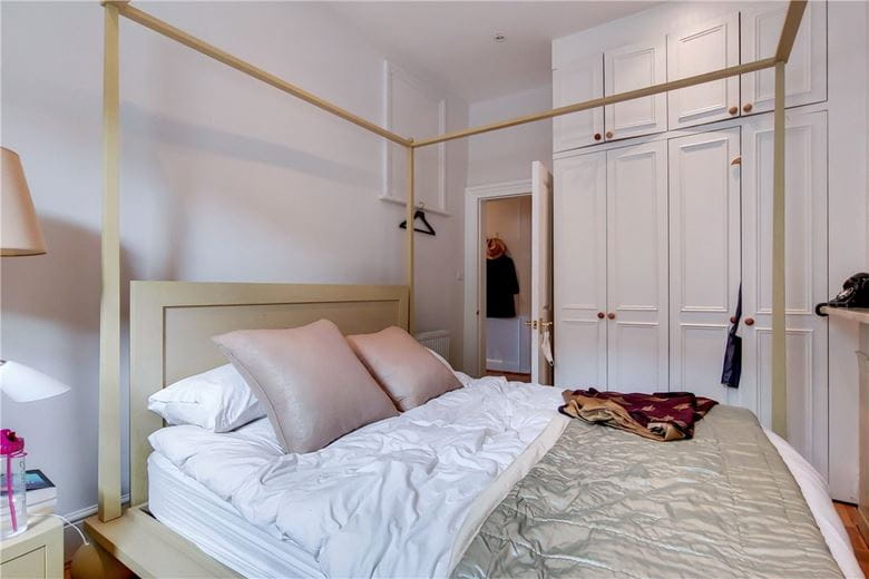 2 bedroom , Petersham Road, Richmond TW10 - Available