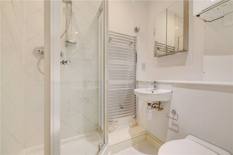 2 bedroom , Petersham Road, Richmond TW10 - Let Agreed