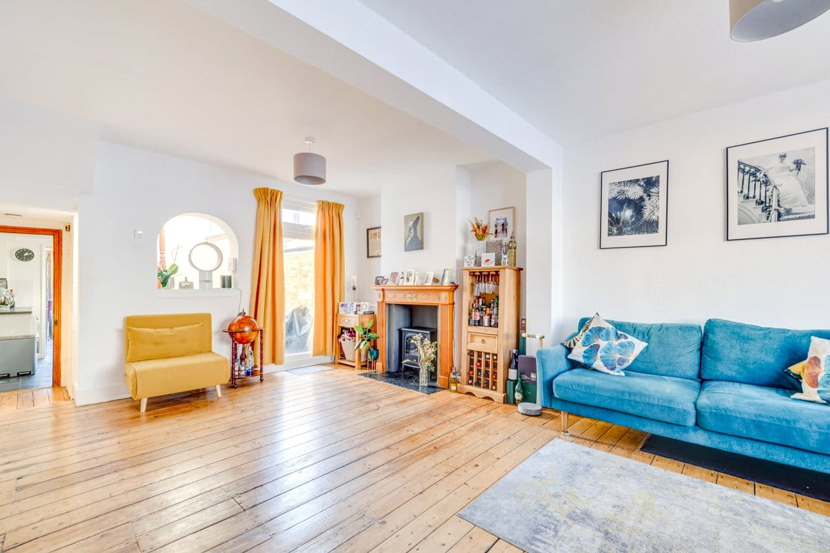 2 bedroom house, Thorne Street, London SW13