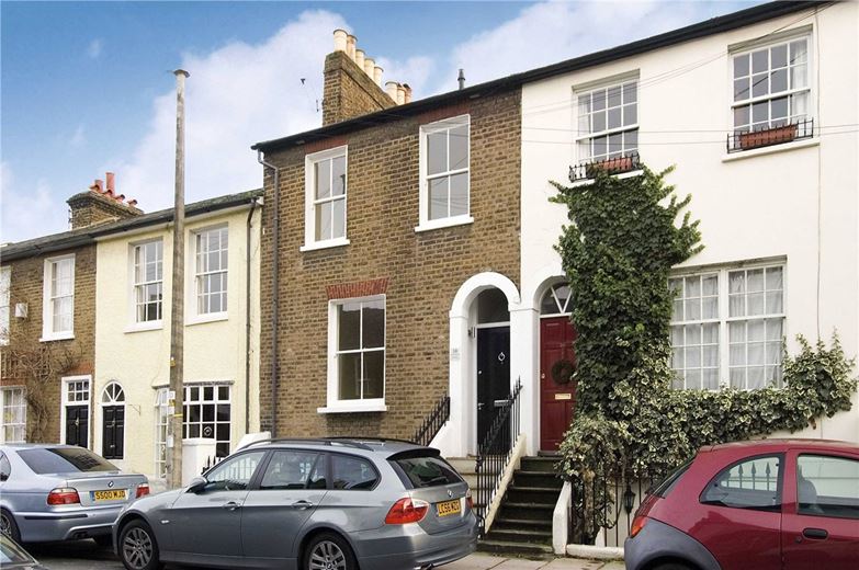 1 bedroom flat, Archway Street, London SW13