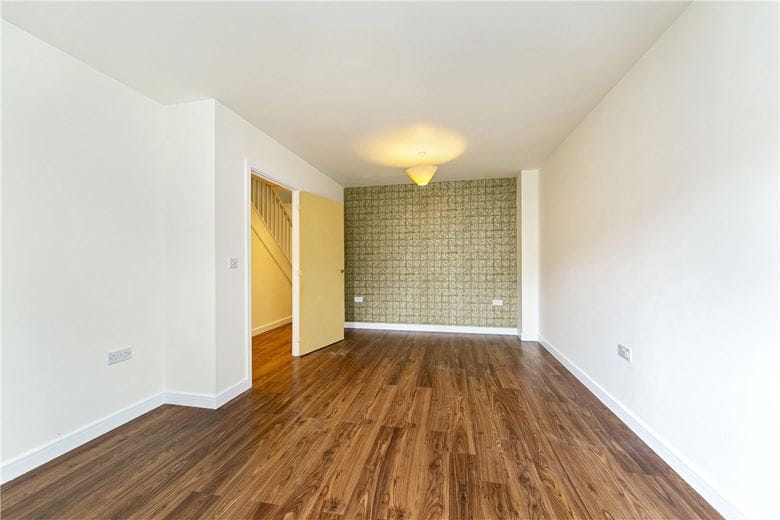 3 bedroom house, Craig Road, Richmond TW10 - Available