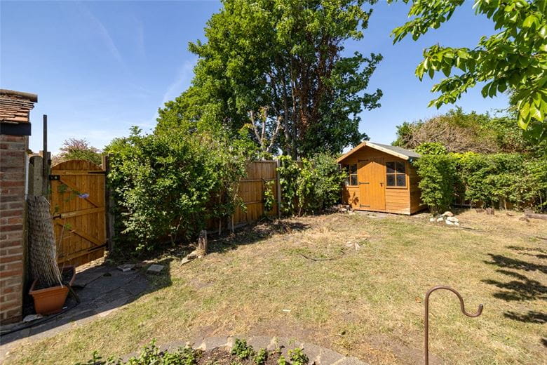 4 bedroom house, Tangier Road, Richmond TW10 - Available