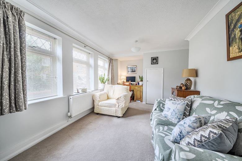 4 bedroom house, Latchmere Close, Richmond TW10 - Available