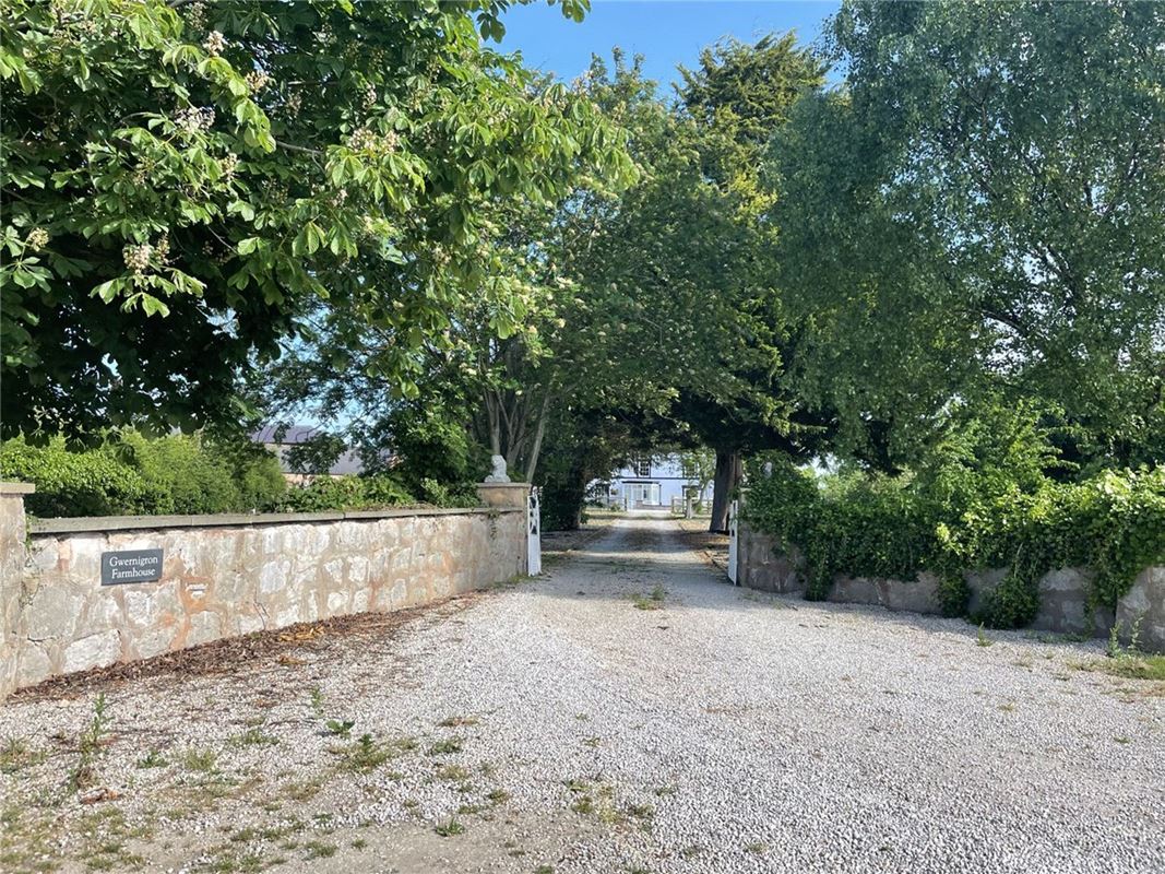 4 bedroom house, The Roe, St. Asaph LL17 - Let Agreed