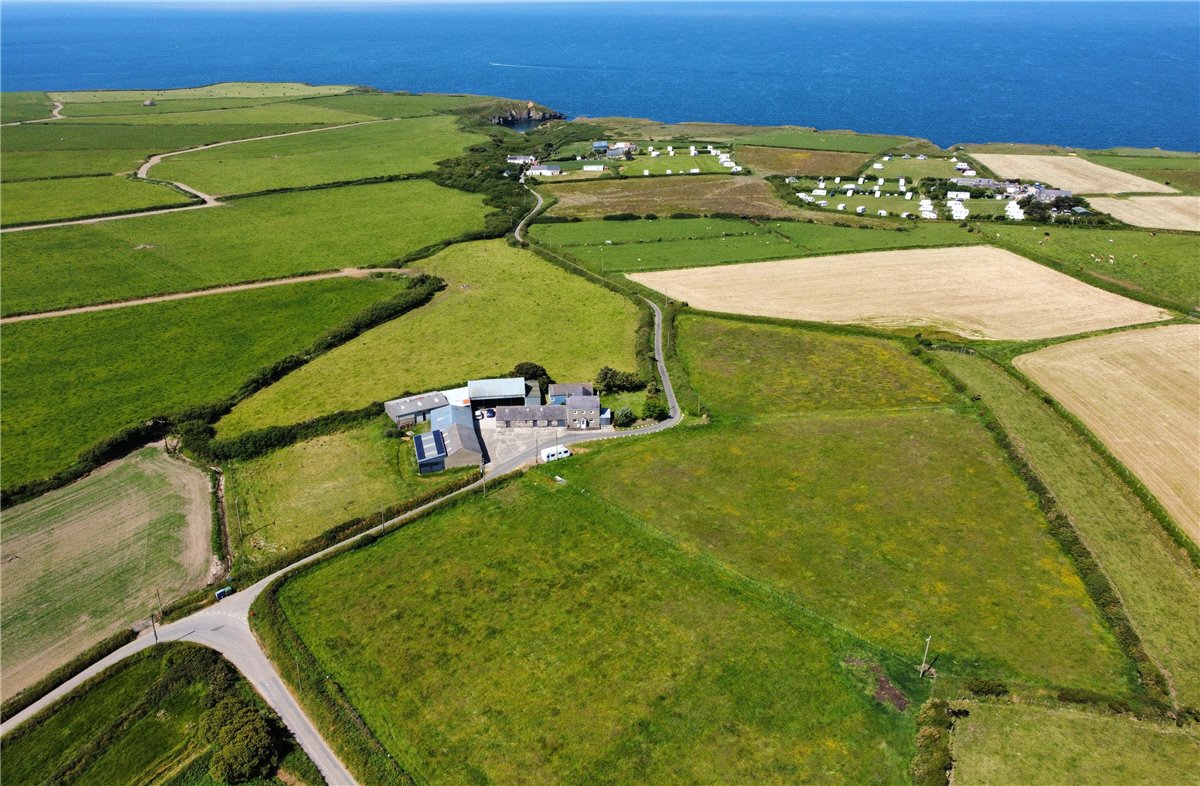 6 acres House, Tudweiliog, Pwllheli LL53 - Available