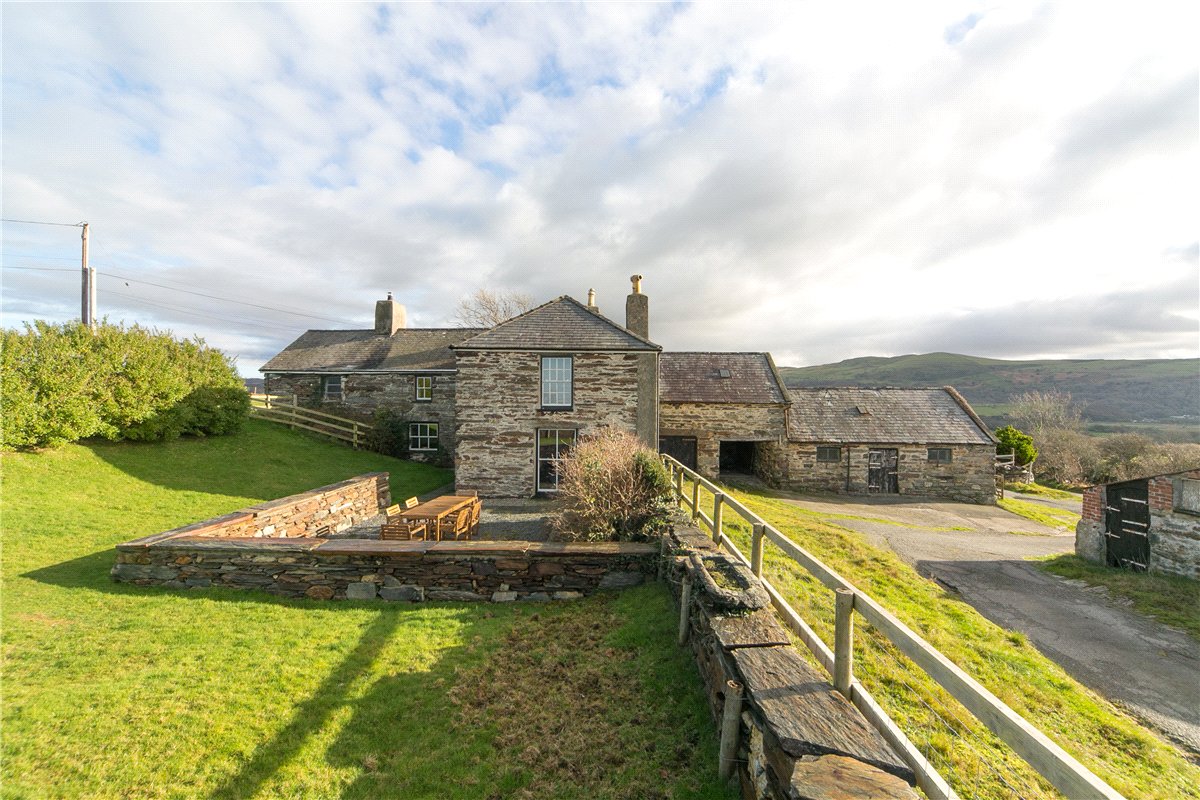  bedroom house, Ynys, Talsarnau LL47 - Available