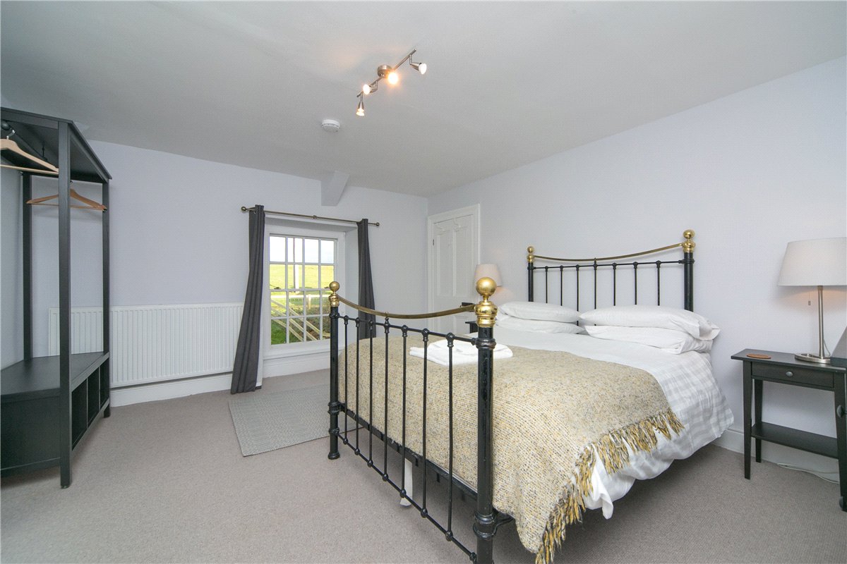  bedroom house, Ynys, Talsarnau LL47 - Available