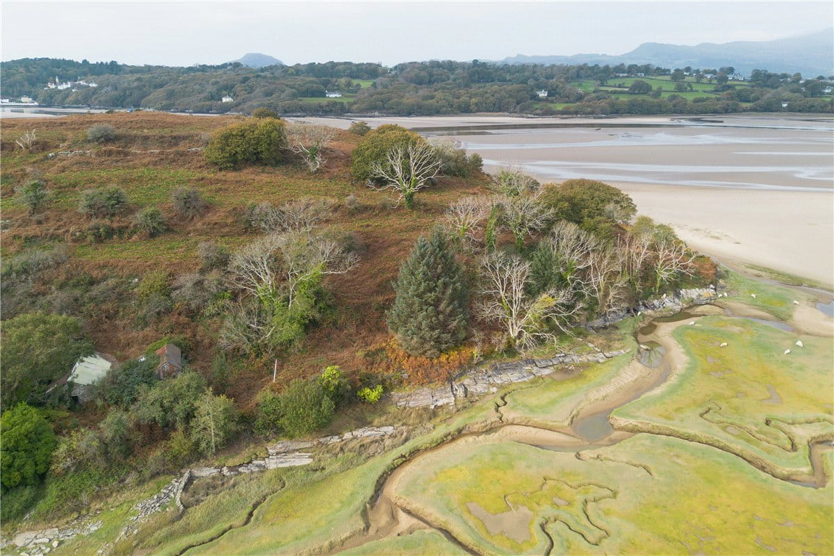 17.7 acres Land, Ynys, Talsarnau LL47 - Available