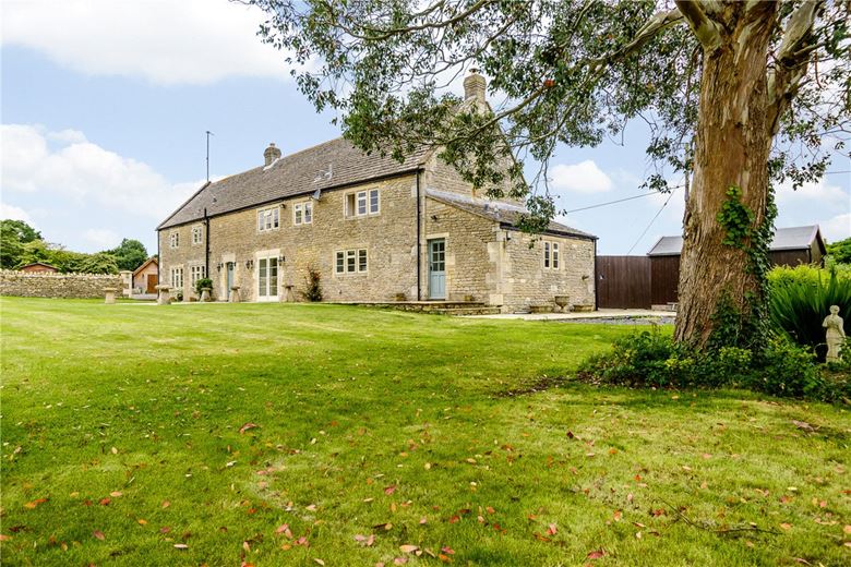 4 bedroom house, Little Cumberwell, Bradford-on-Avon BA15 - Let Agreed