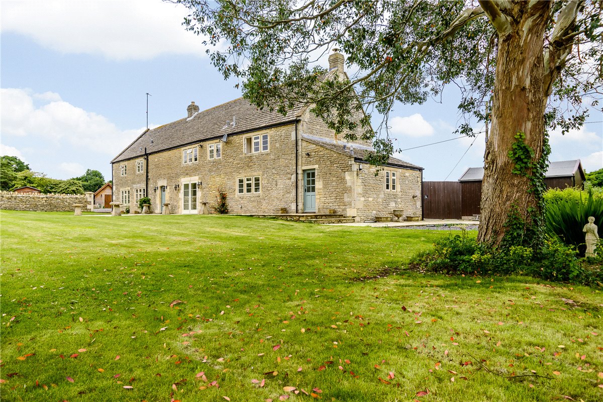 4 bedroom house, Little Cumberwell, Bradford-on-Avon BA15 - Let Agreed