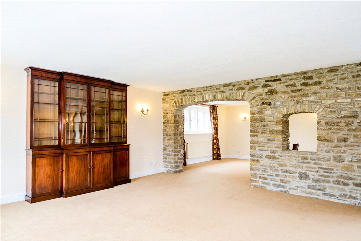 4 bedroom house, Little Cumberwell, Bradford-on-Avon BA15 - Let Agreed