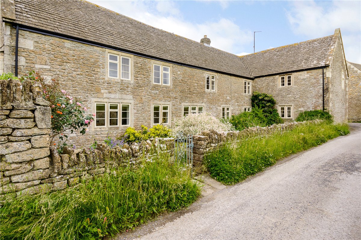 4 bedroom house, Little Cumberwell, Bradford-on-Avon BA15 - Let Agreed