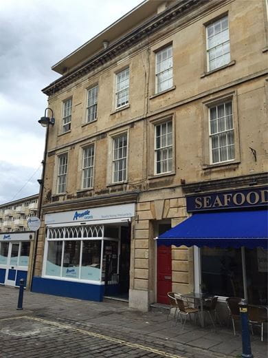 4 bedroom flat, Kingsmead Street, Bath BA1 - Let Agreed