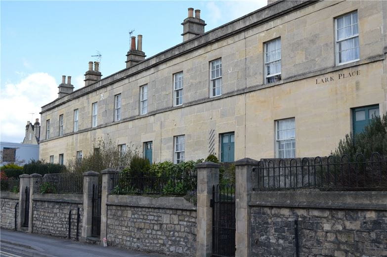 3 bedroom house, Lark Place, Bath BA1 - Let Agreed