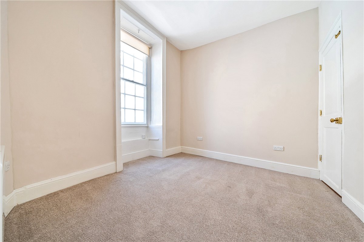 1 bedroom flat, Westgate Street, Bath BA1 - Available