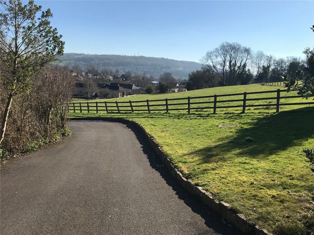 3 bedroom house, Charlcombe, Bath BA1 - Available