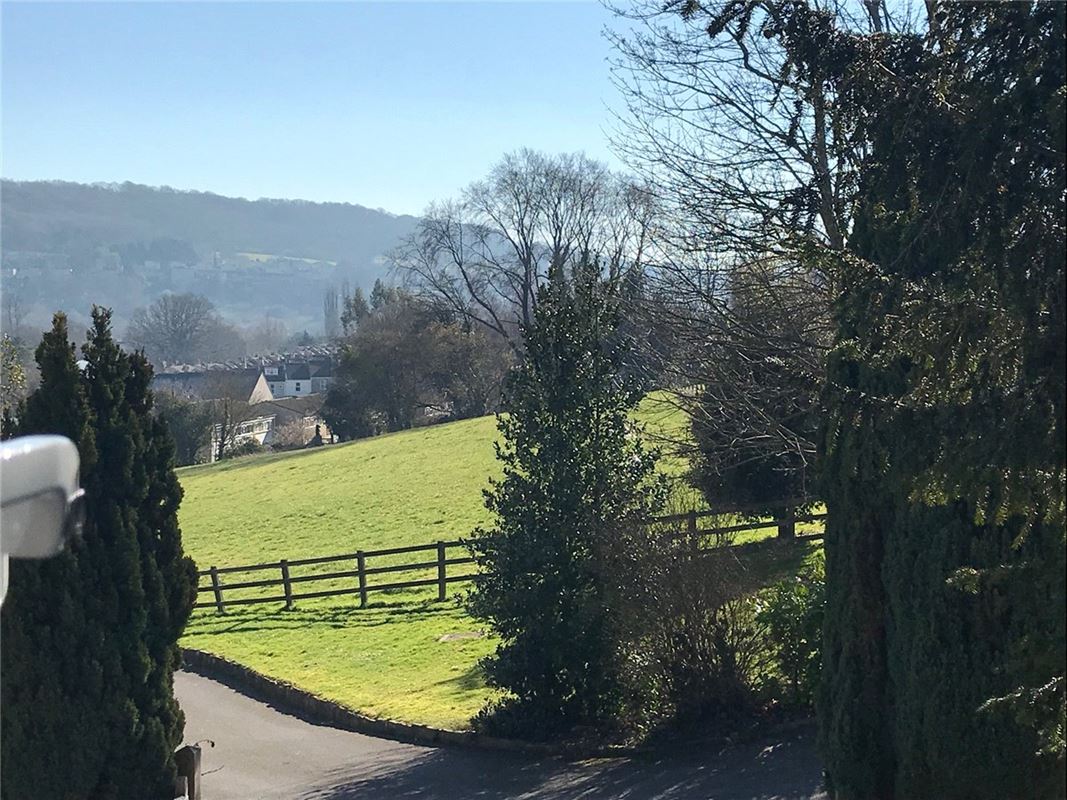 3 bedroom house, Charlcombe, Bath BA1 - Available