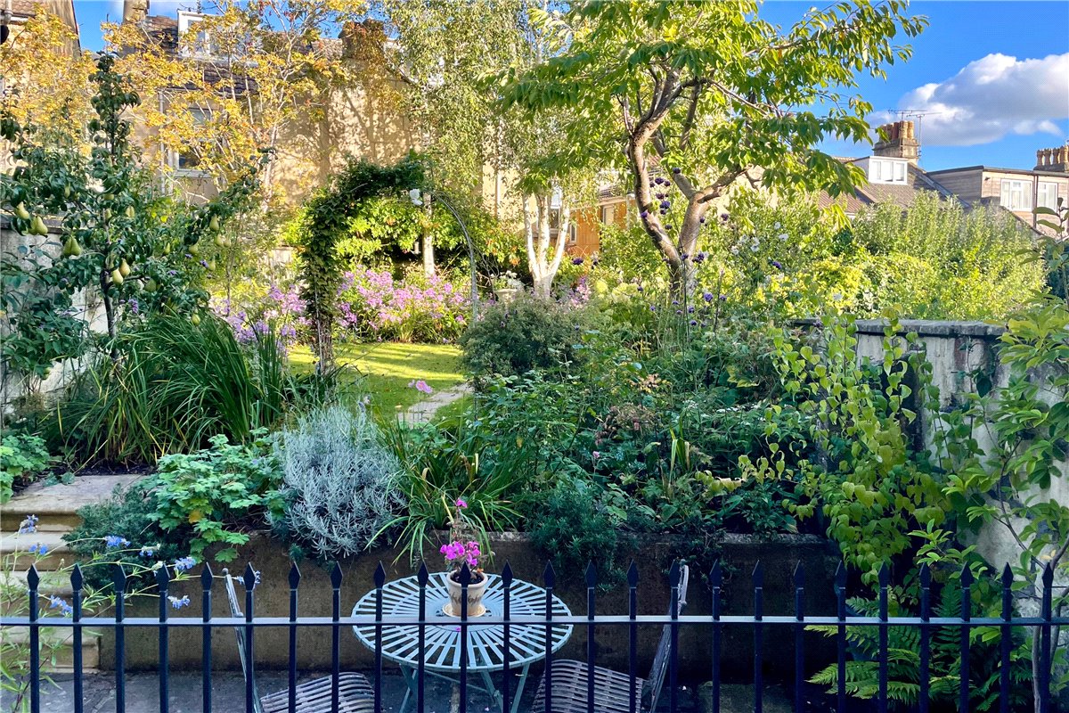 3 bedroom house, Northampton Street, Bath BA1