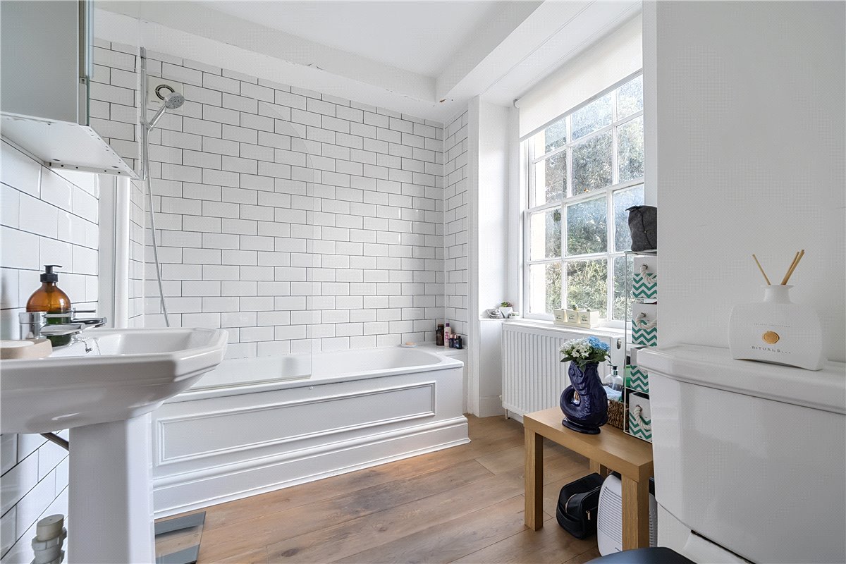 1 bedroom flat, Alfred Street, Bath BA1 - Let Agreed